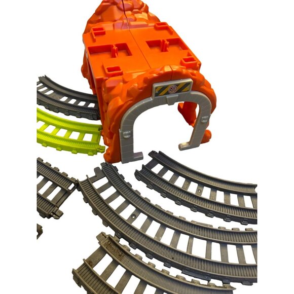 Thomas & Friends TrackMaster Train Set With Engines Tracks Accessories - Picture 6 of 11